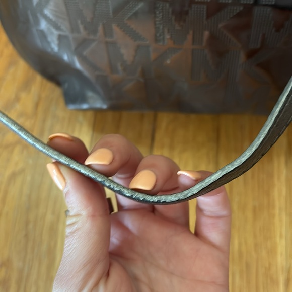 Silver Michael Kors Tote - Picture 2 of 4